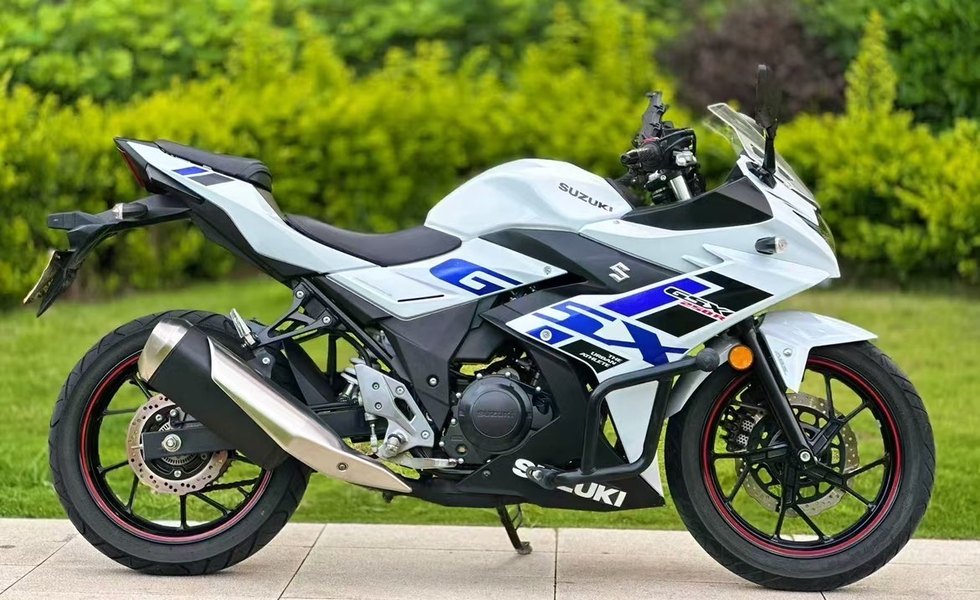 二手豪爵铃木GSX250R