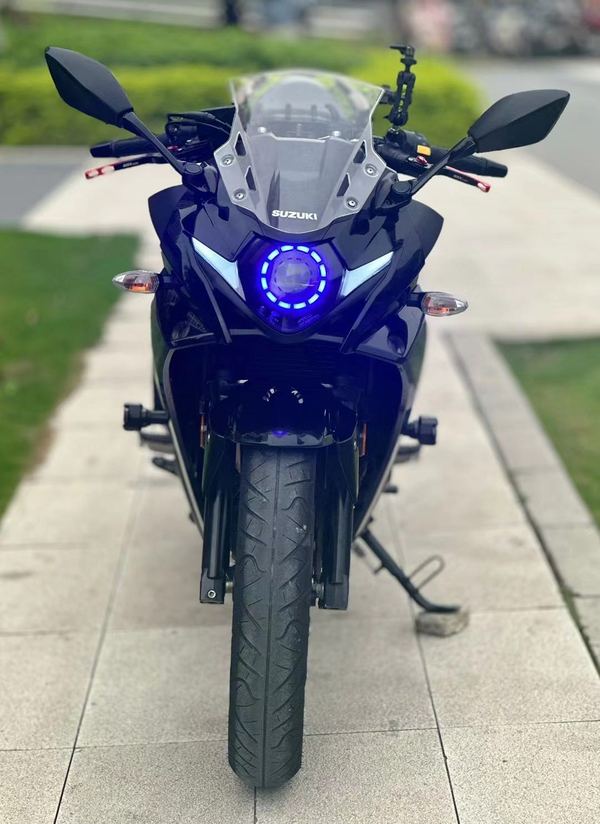 二手豪爵铃木GSX250R