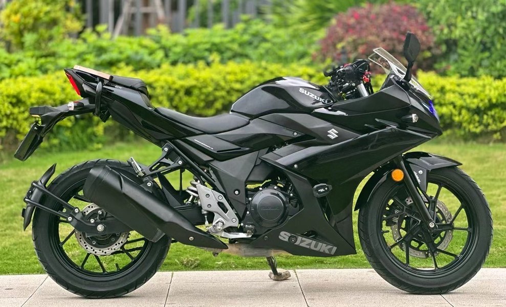 二手豪爵铃木GSX250R