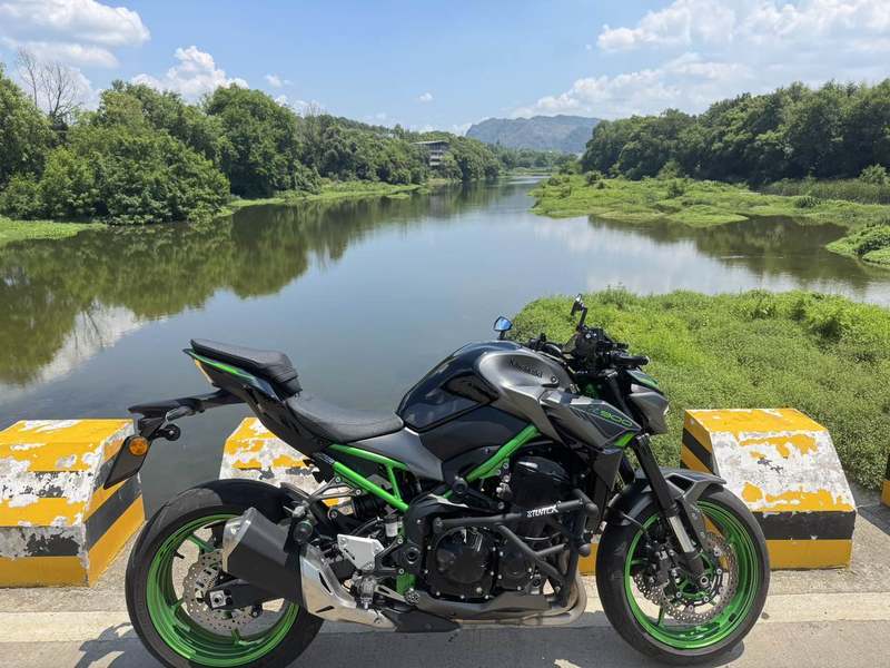 二手川崎Z900