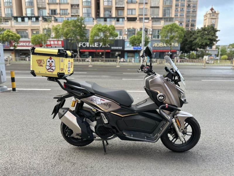 二手QJMOTOR鸿150ADV