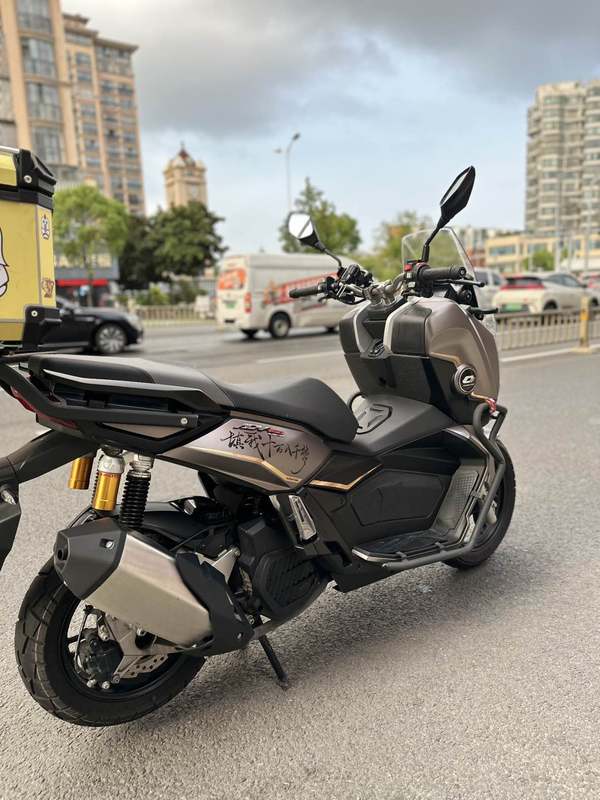 二手QJMOTOR鸿150ADV
