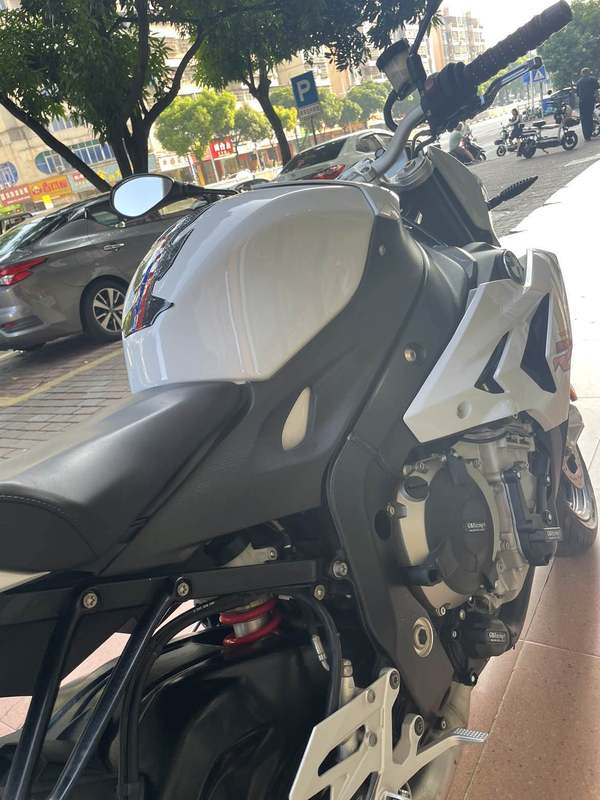 二手宝马S 1000 R