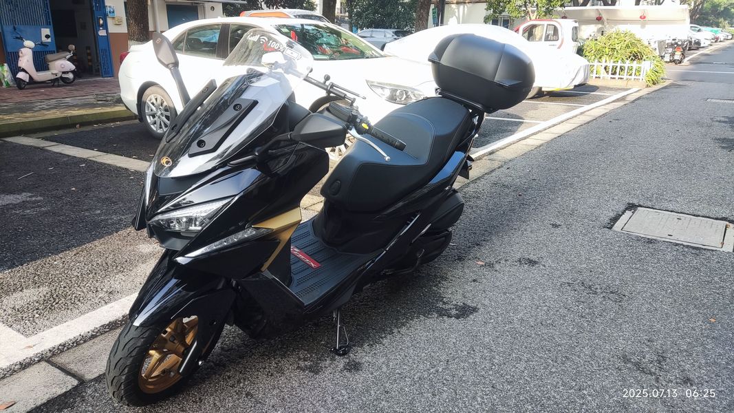 二手光阳赛艇 ST250