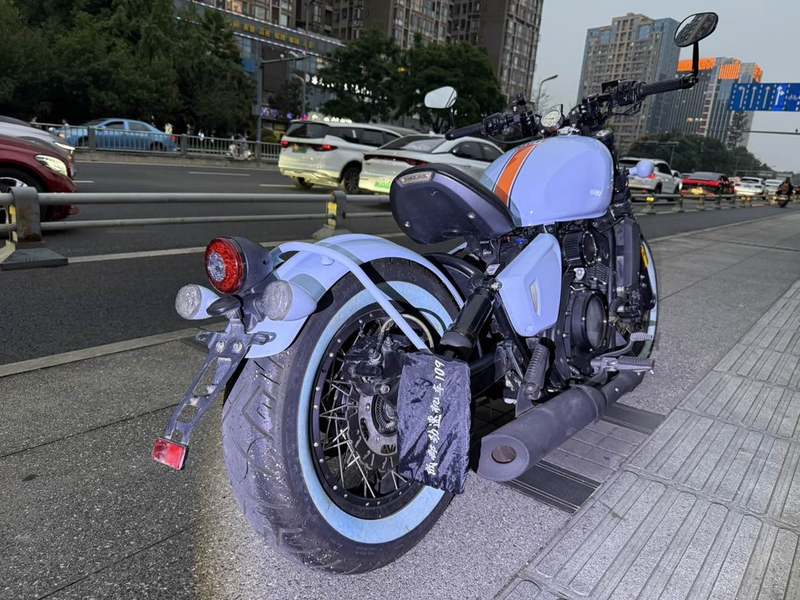 二手长江Bobbie ll 700i