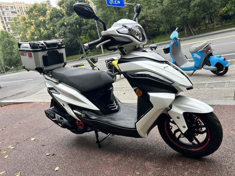 二手豪爵USR125 