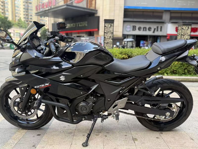 二手豪爵铃木GSX250R