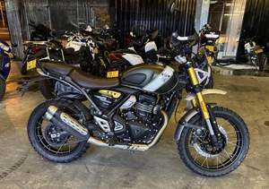 二手凯旋Scrambler 400 X