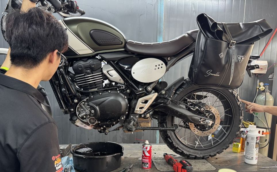 二手凯旋Scrambler 400 X