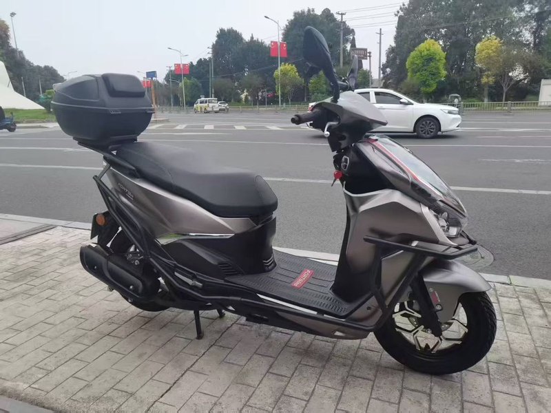 二手QJMOTOR鸿150RS