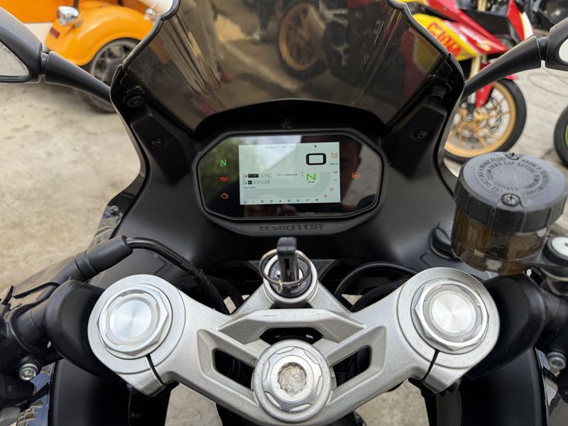 二手QJMOTOR赛450