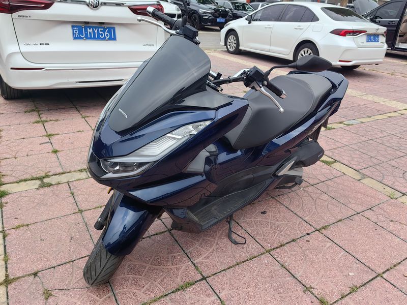 二手五羊本田PCX