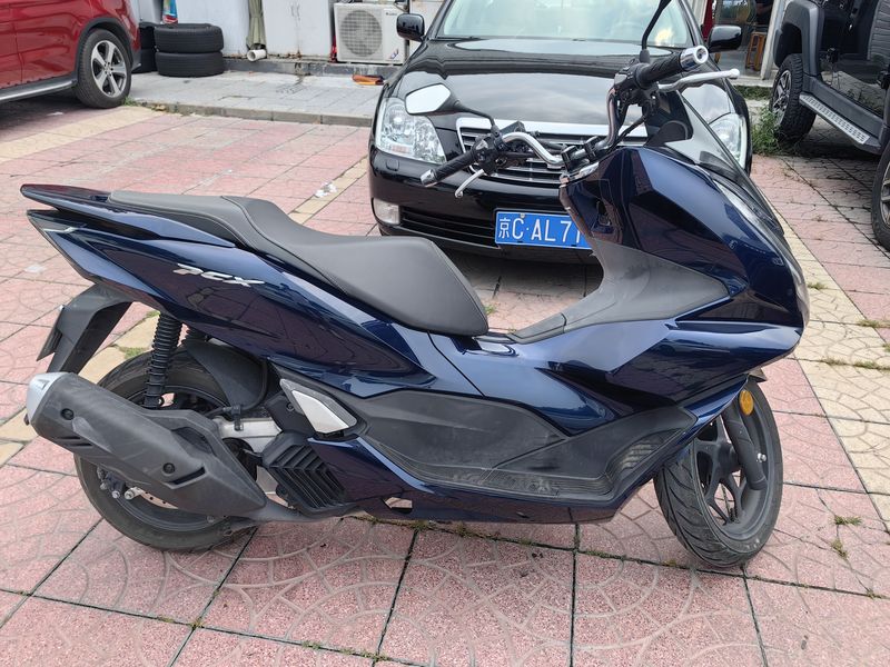 二手五羊本田PCX