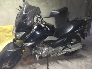 二手豪爵铃木骊驰 GW250
