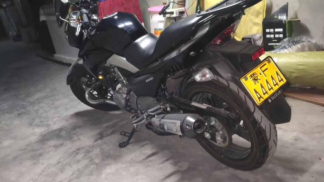 二手豪爵铃木骊驰 GW250