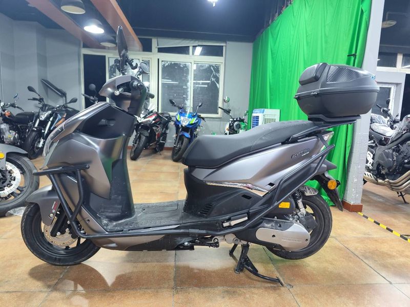 二手QJMOTOR鸿150RS