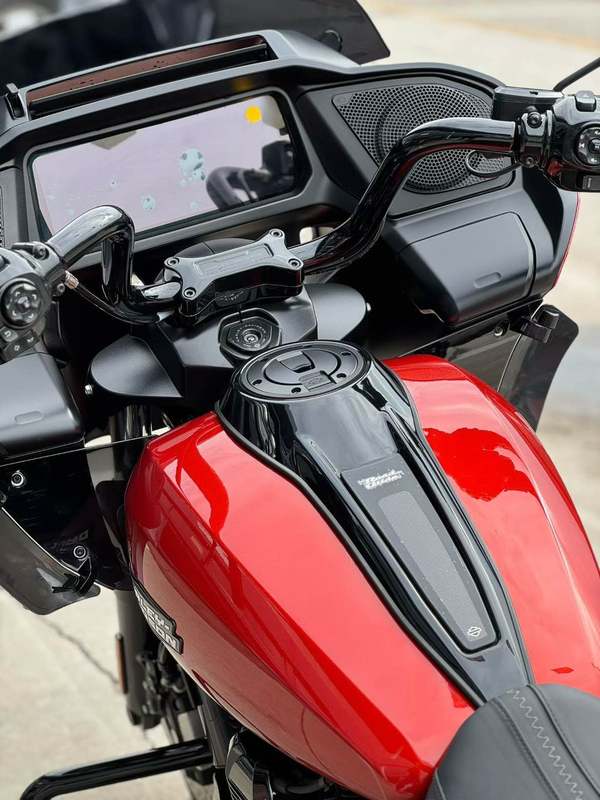 二手哈雷戴维森公路滑翔 Road Glide