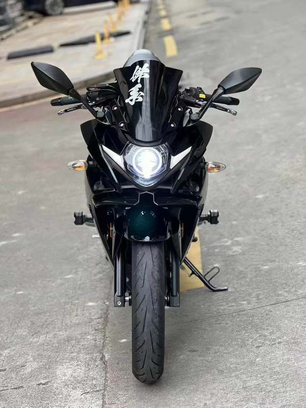 二手豪爵铃木GSX250R