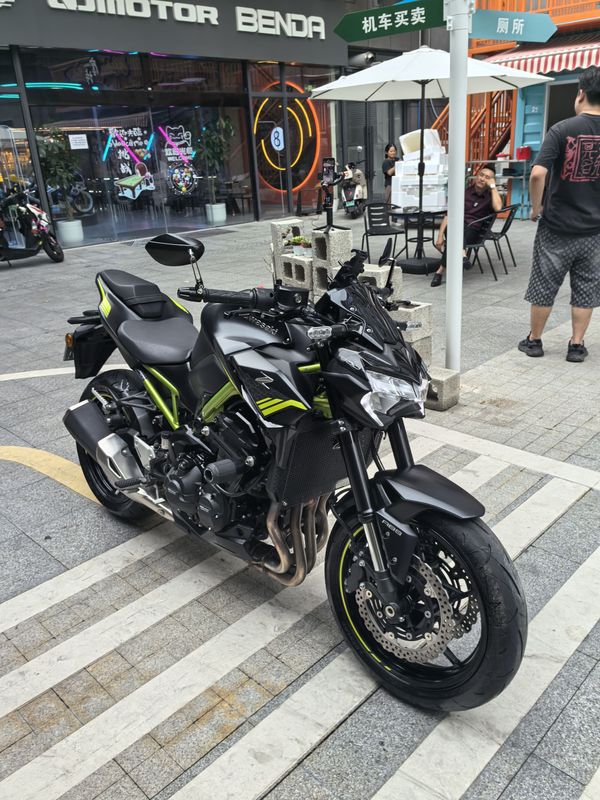 二手川崎Z900
