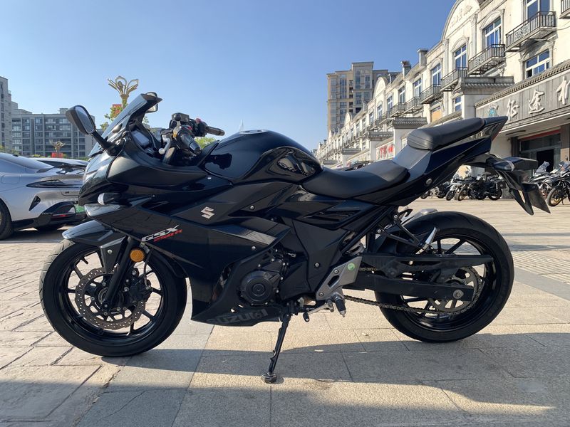 二手豪爵铃木GSX250R