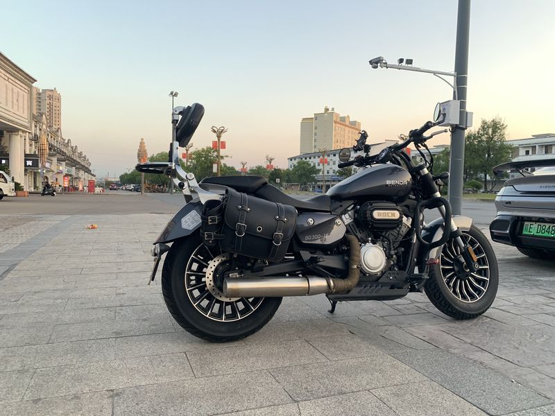 二手奔达Rock300 灰石