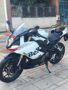 二手贝纳利龙卷风 Tornado 302R