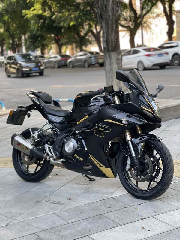 二手贝纳利龙卷风 Tornado 302R