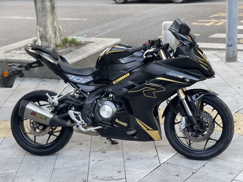 二手贝纳利龙卷风 Tornado 302R