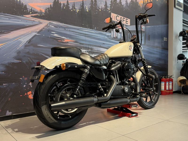 二手哈雷戴维森Iron883 硬汉