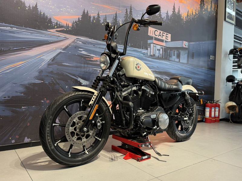 二手哈雷戴维森Iron883 硬汉