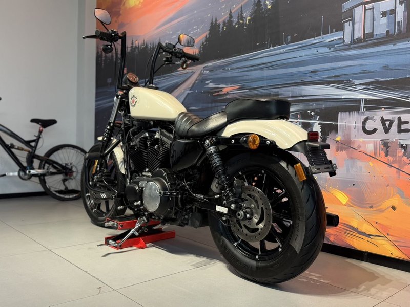 二手哈雷戴维森Iron883 硬汉