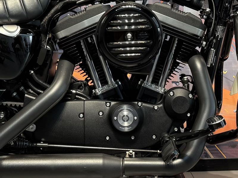 二手哈雷戴维森Iron883 硬汉