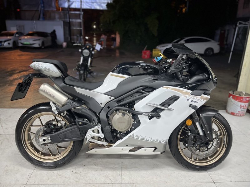 二手春风500SR VOOM