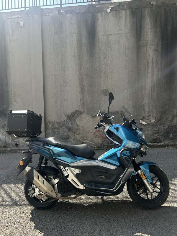 二手布雷斯通极宙 ADV150