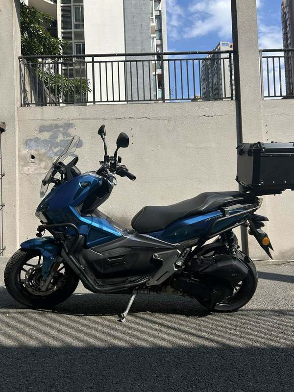 二手布雷斯通极宙 ADV150