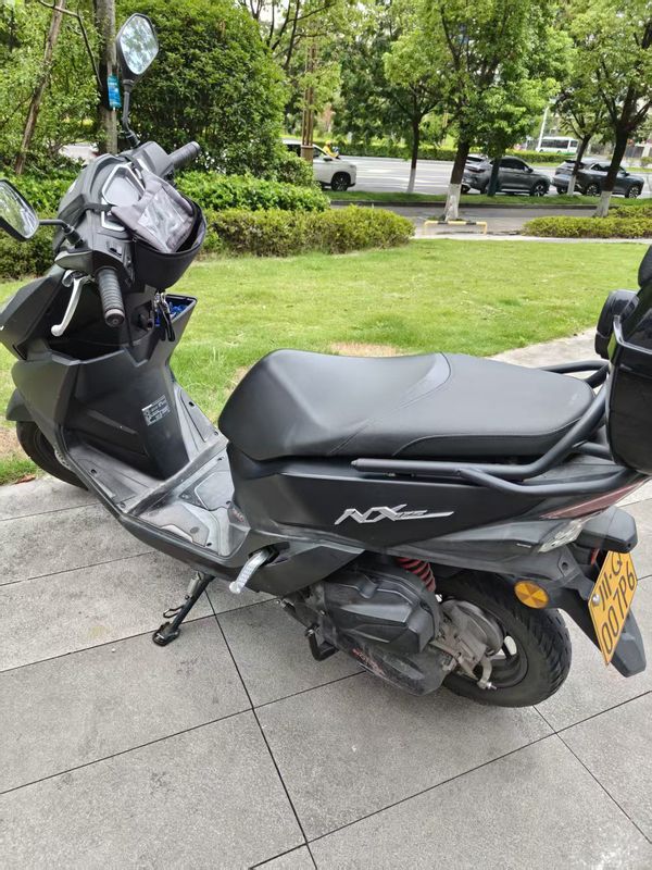 二手五羊本田NX125