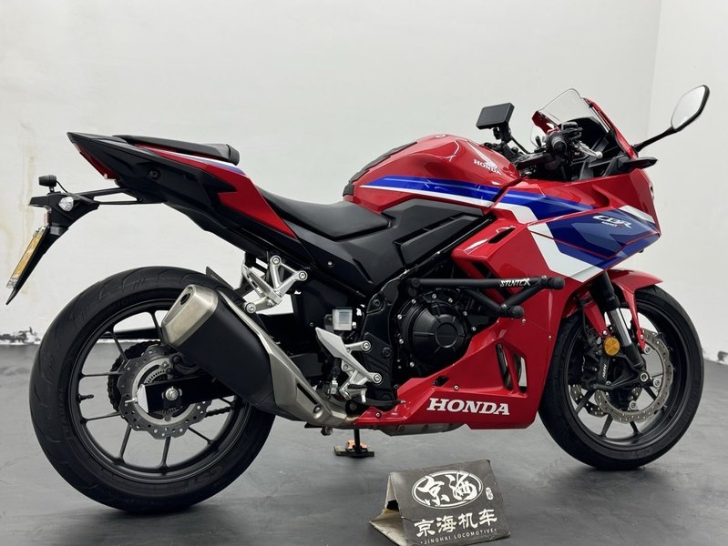 二手本田CBR400R