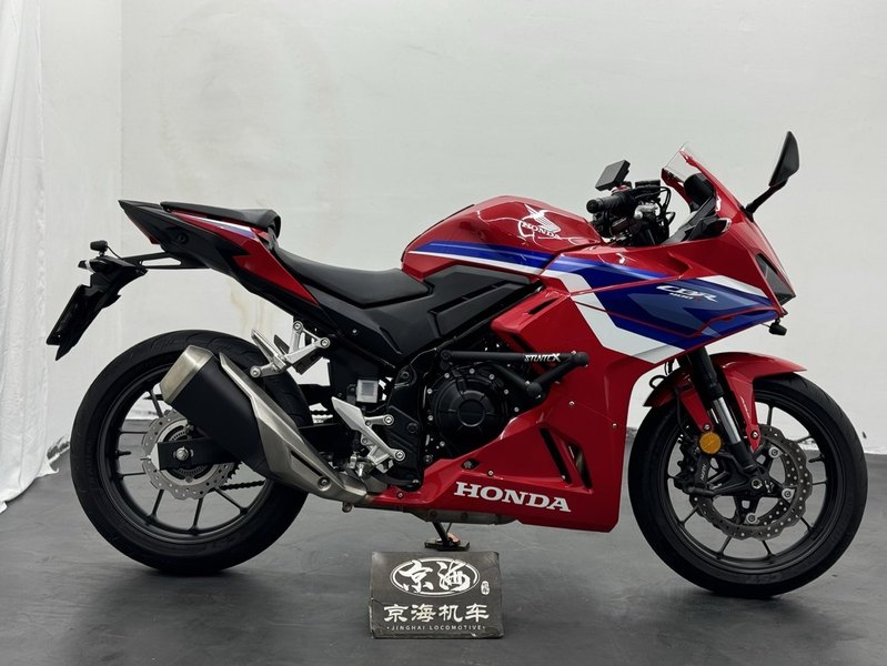 二手本田CBR400R