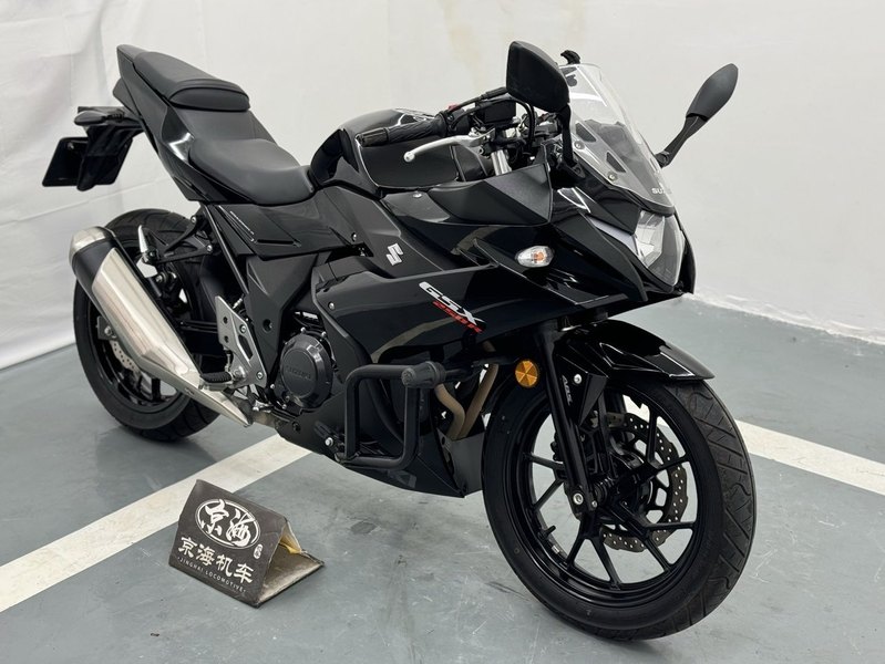 二手豪爵铃木GSX250R
