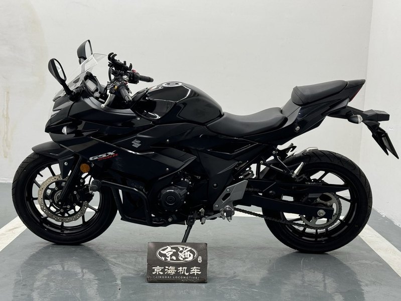二手豪爵铃木GSX250R