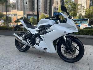 二手贝纳利龙卷风 Tornado 302R