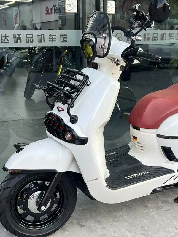 二手维多利亚Sixties 150Si