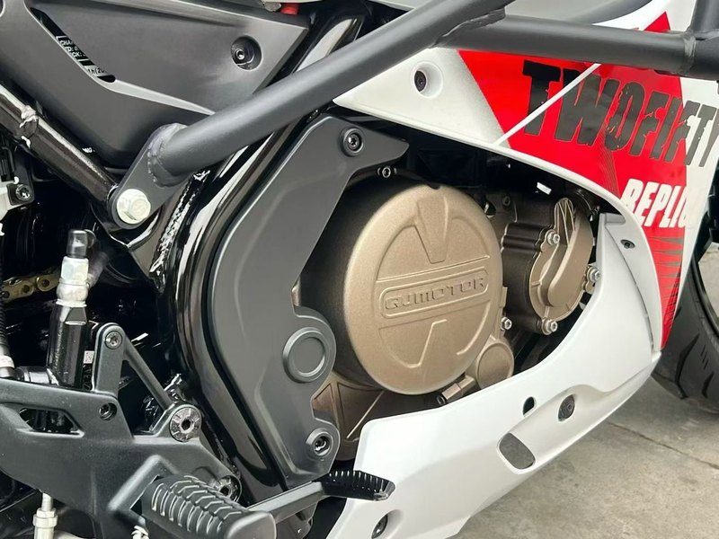 二手QJMOTOR赛250