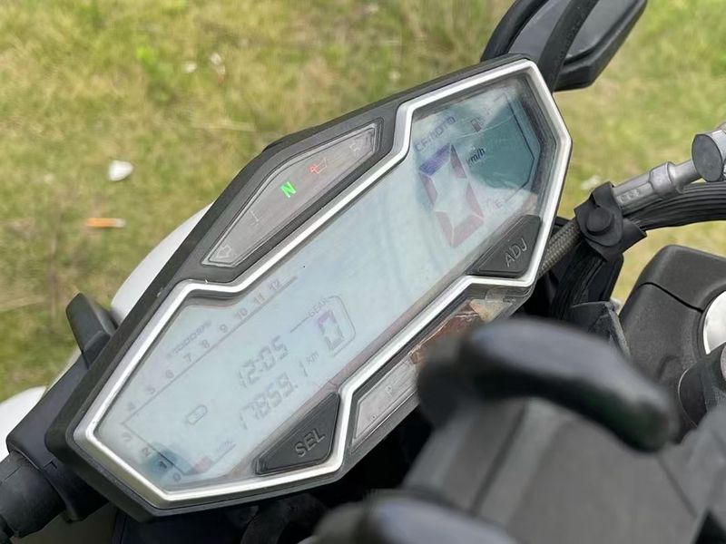 二手春风400NK