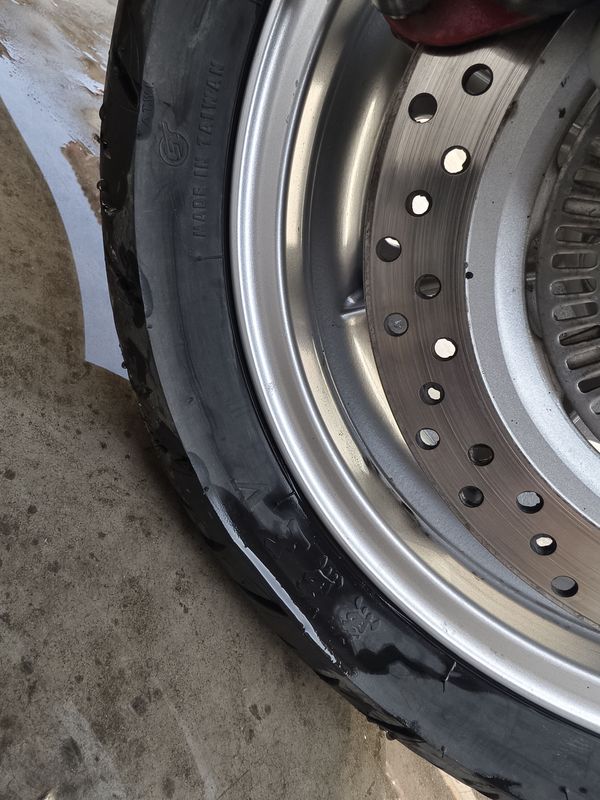 二手维多利亚Sixties 250Si