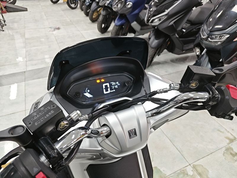二手豪爵UHR150