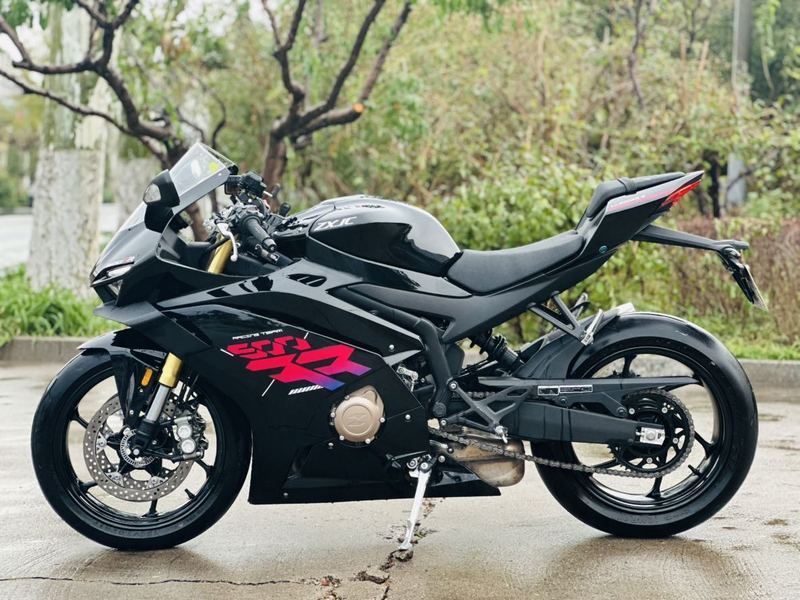二手张雪机车500RR