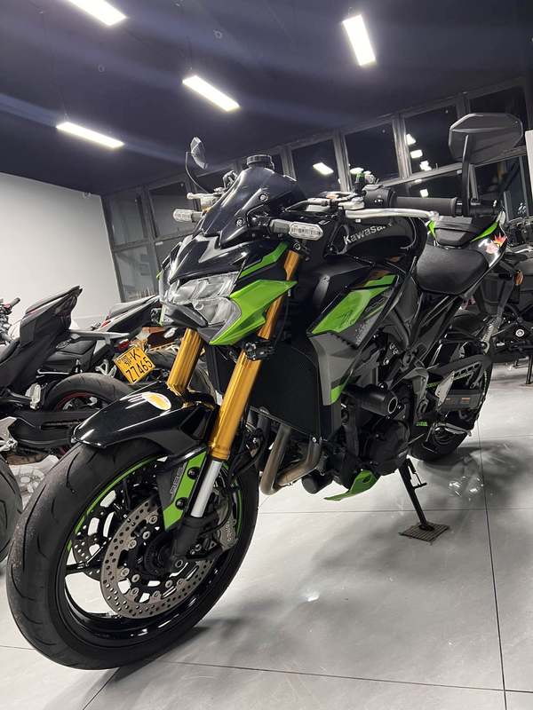 二手川崎Z900