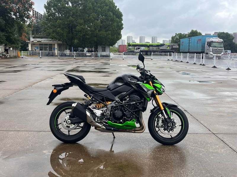 二手川崎Z900