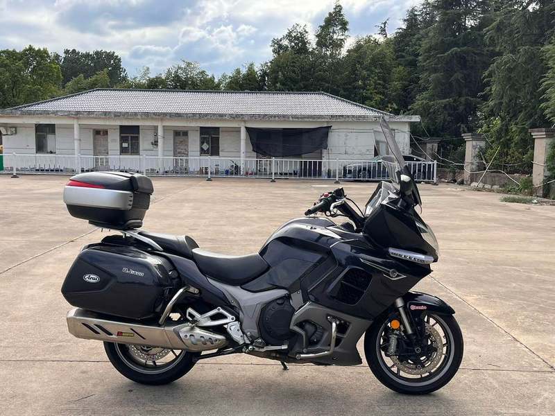 二手贝纳利1200GT